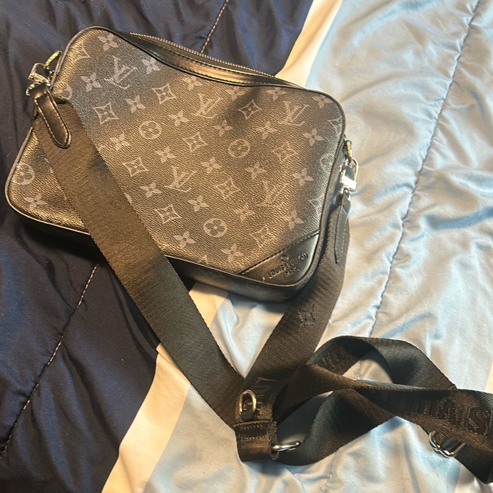 Luis Vuitton bag